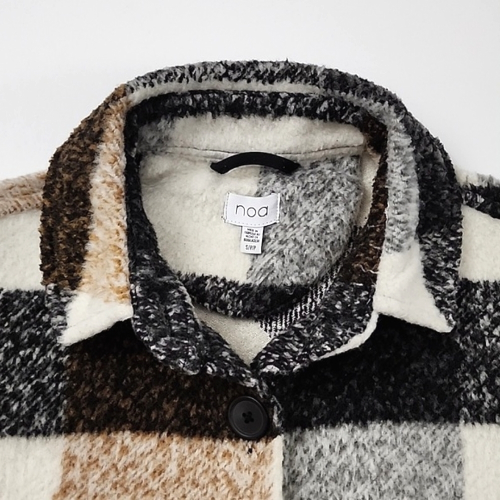 Plaid Women's Jacket - Black, White, Tan - Picture 5 of 16